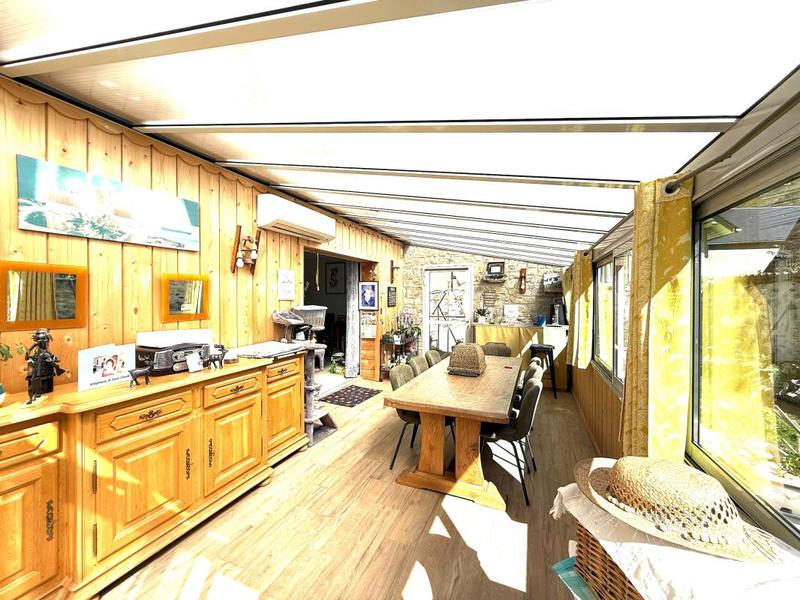 Maison - 166 m² - 6 pièces