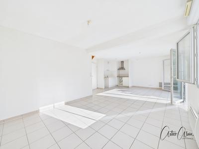 Maison - 86 m² - 4 pièces