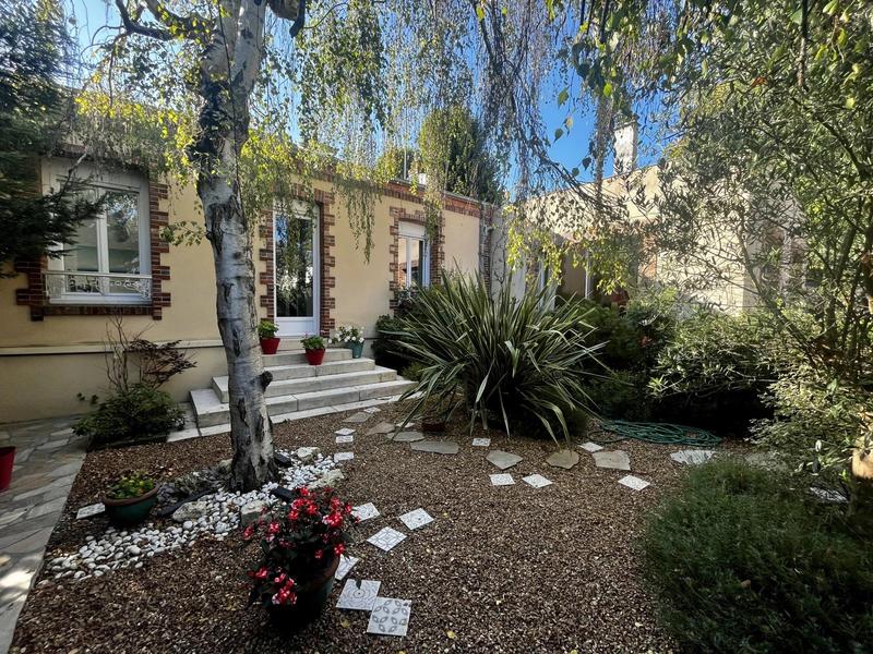 Maison - 128 m² - 5 pièces