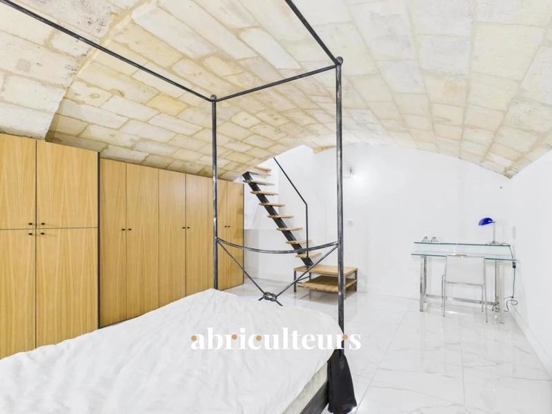 Appartement ancien - 106 m² - 4 pièces