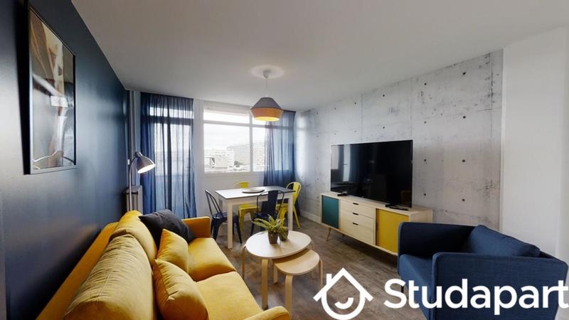 Chambre - 10 m² - 1 pièce