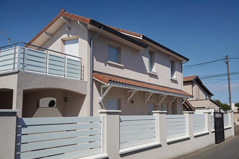 Maison - 95 m² - 4 pièces