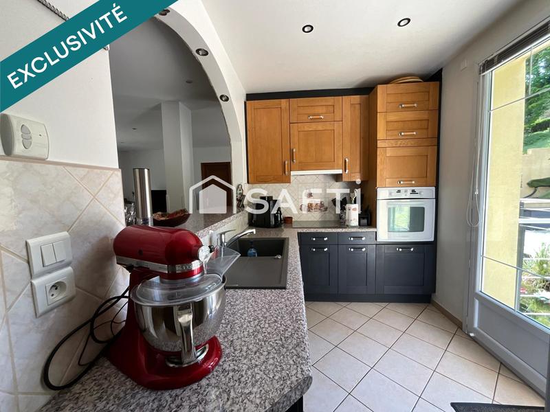 Maison - 123 m² - 6 pièces