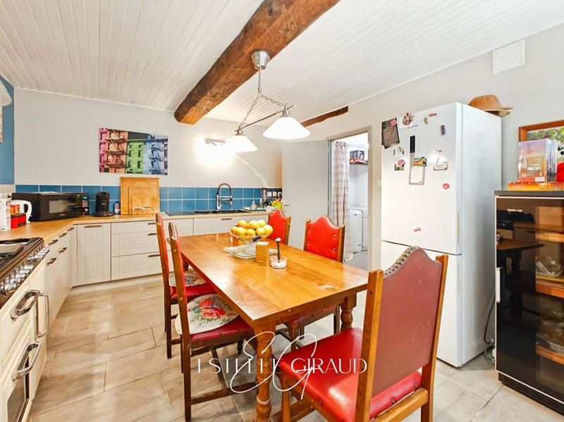 Maison - 164 m² - 5 pièces