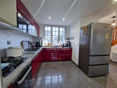 Maison - 87 m² - 5 pièces