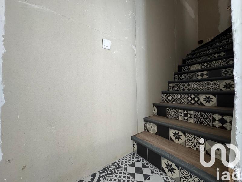 Appartement - 81 m² - 5 pièces