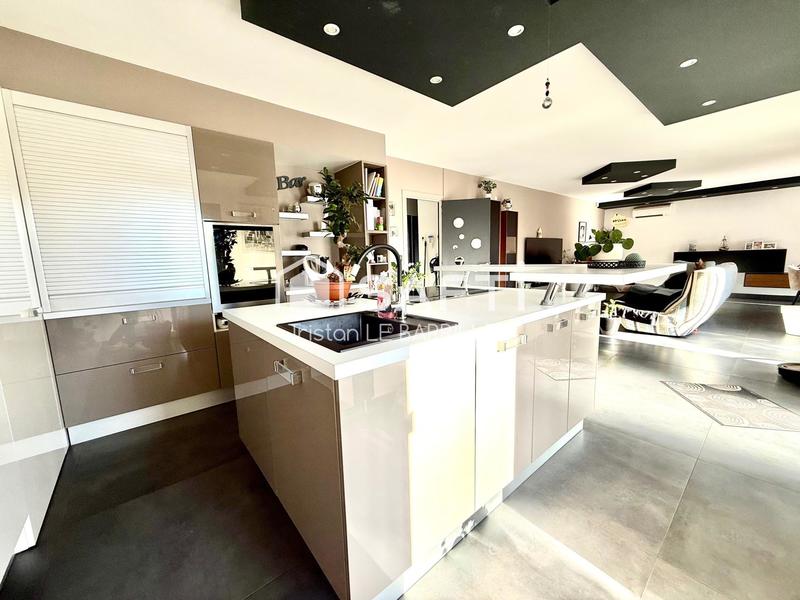 Maison - 133 m² - 6 pièces