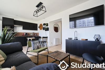 Chambre - 12 m² - 1 pièce