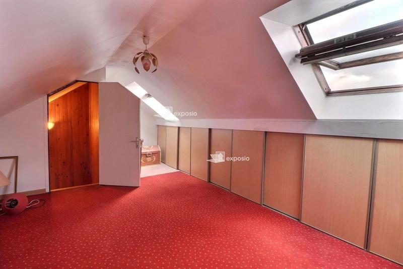 Maison - 93 m² - 5 pièces