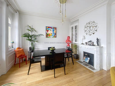 Appartement - 120 m² - 5 pièces