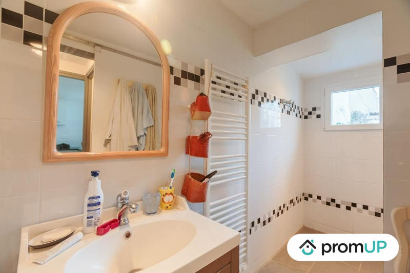 Maison - 91 m² - 4 pièces