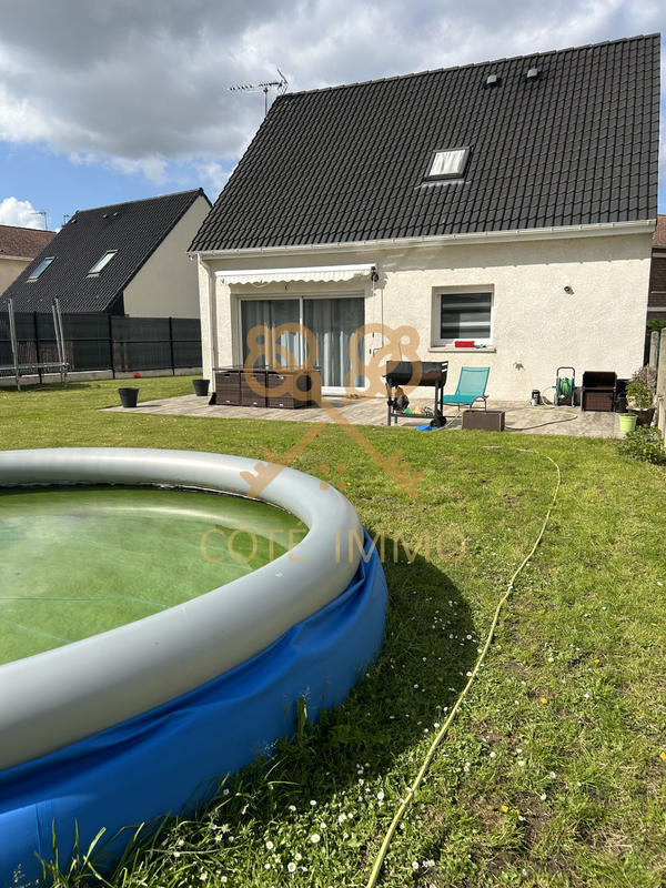 Maison - 102 m² - 5 pièces