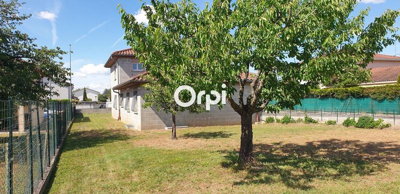 Maison - 211 m² - 5 pièces