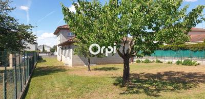 Maison - 211 m² - 5 pièces