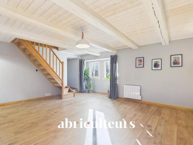 Maison - 147 m² - 7 pièces