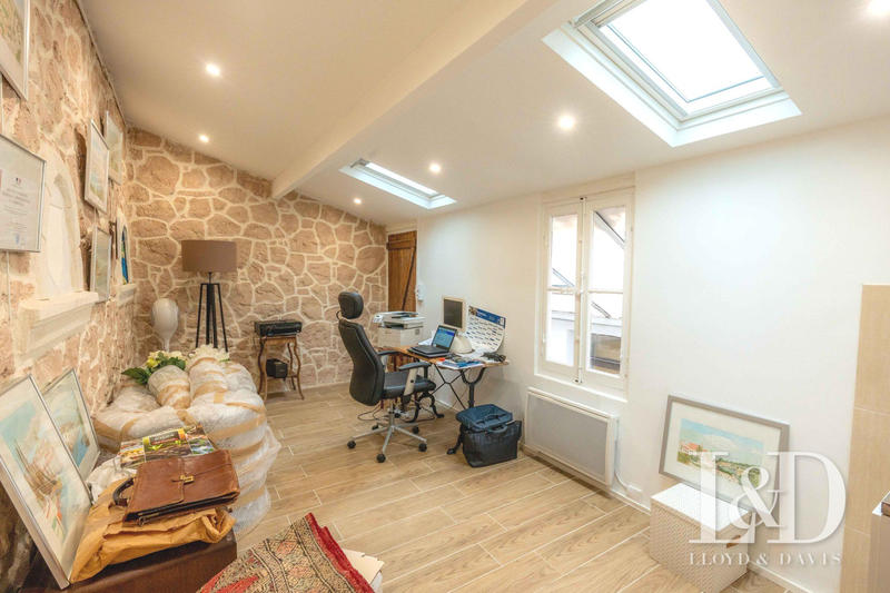 Maison - 170 m² - 5 pièces