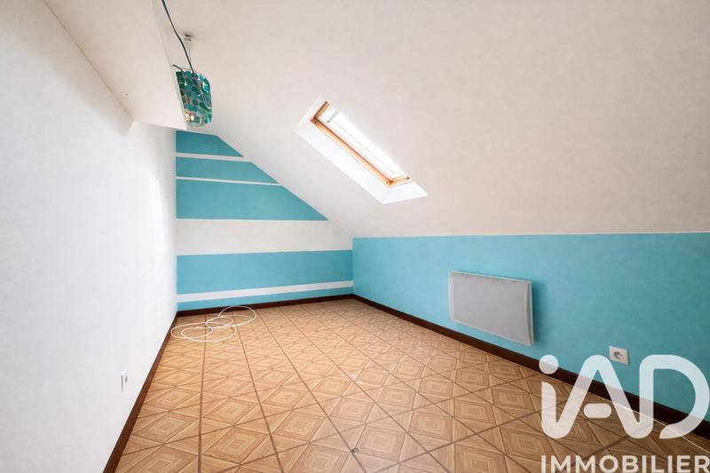 Maison - 99 m² - 5 pièces