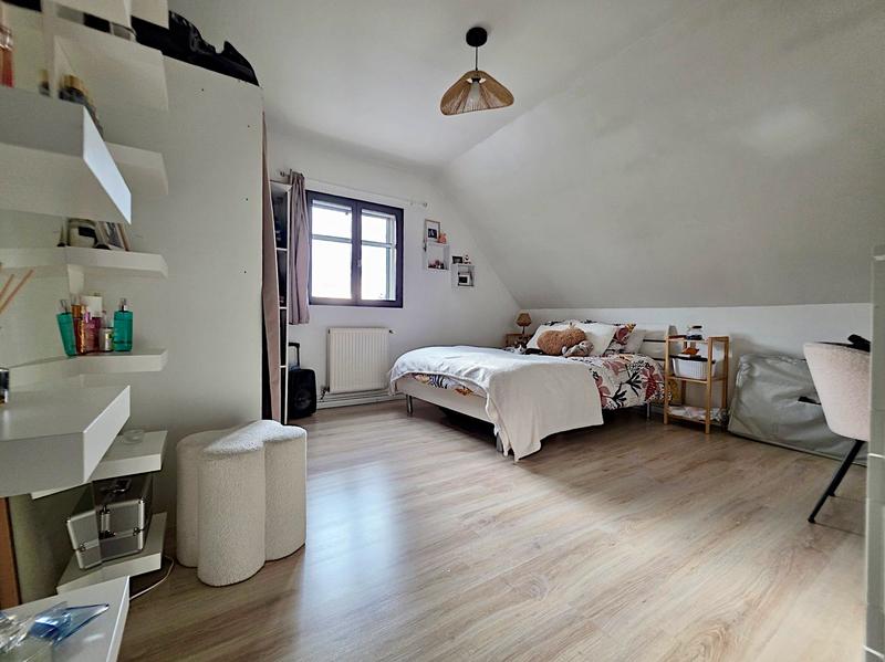 Maison traditionnelle - 96 m² - 4 pièces