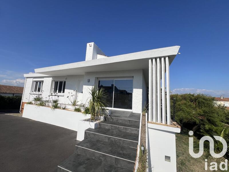 Maison - 193 m² - 7 pièces