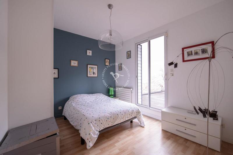 Maison - 140 m² - 5 pièces