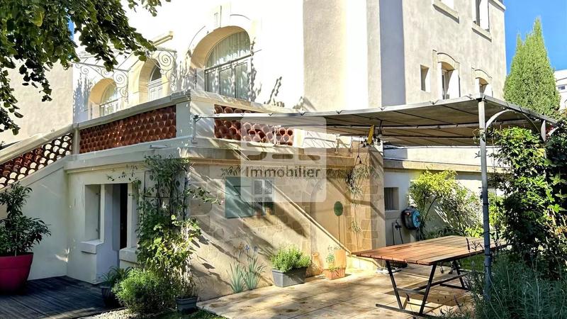 Maison - 188 m² - 7 pièces