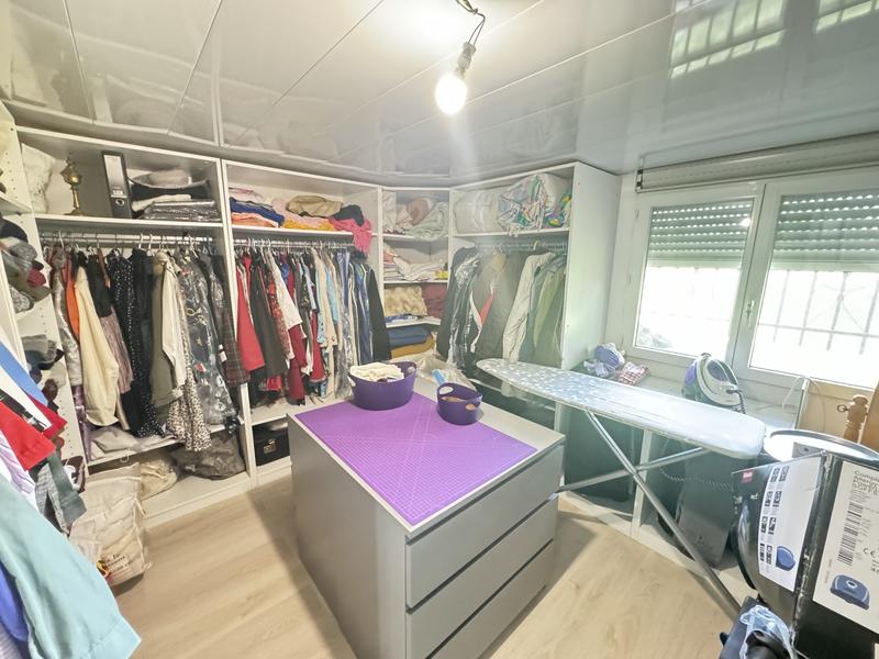 Villa - 217 m² - 8 pièces