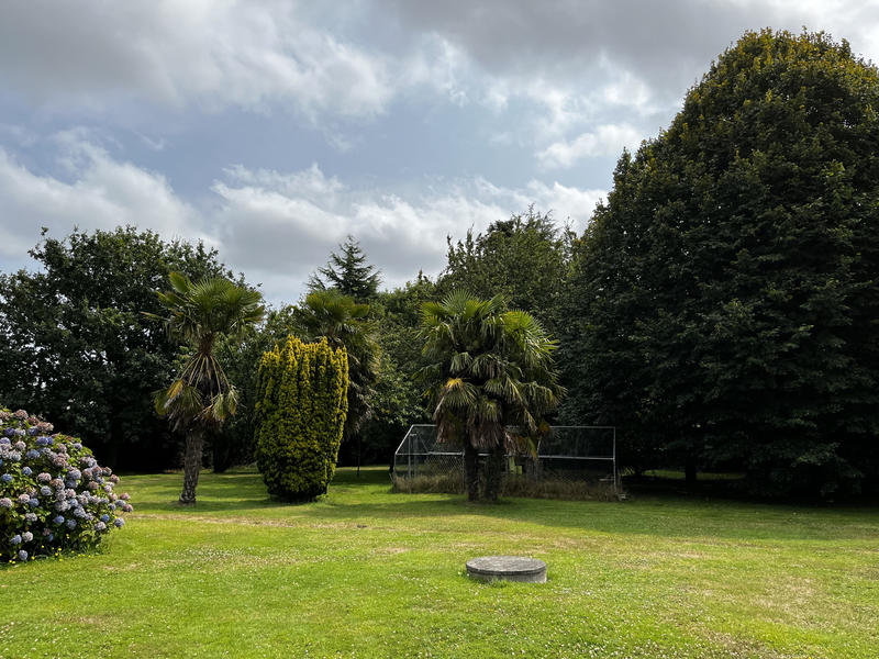 Propriété - 323 m² - 10 pièces