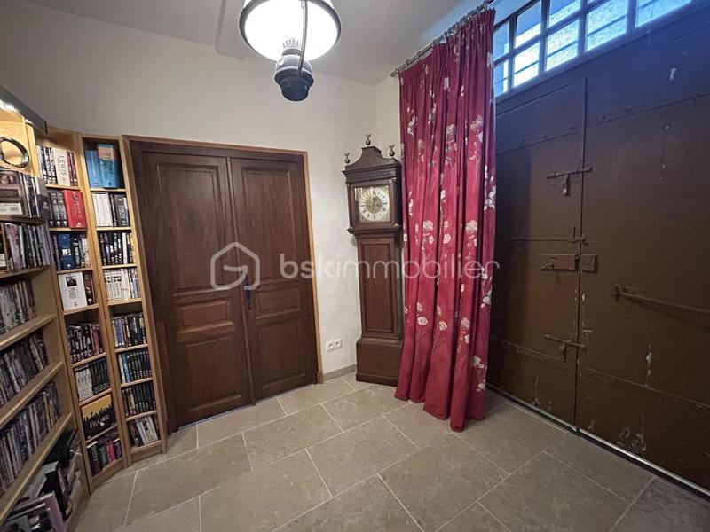 Maison en pierre - 250 m² - 8 pièces