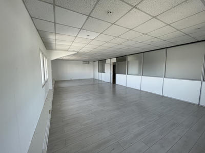 Bureau - 113 m²