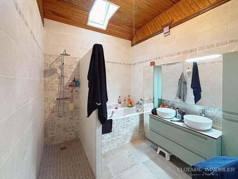 Maison ancienne - 200 m² - 6 pièces