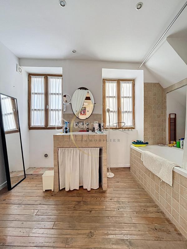 Maison de village - 90 m² - 3 pièces