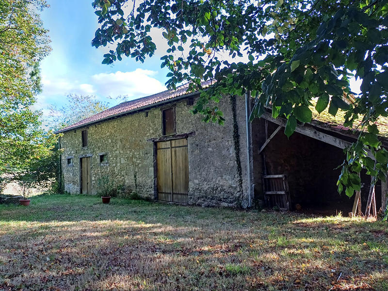 Maison - 378 m² - 13 pièces