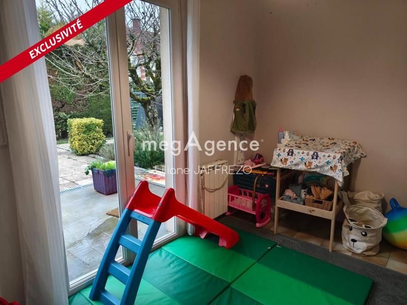 Maison - 115 m² - 6 pièces