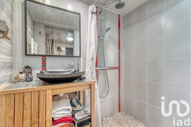 Maison - 99 m² - 5 pièces