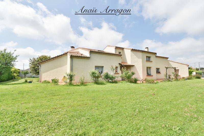 Villa - 275 m² - 6 pièces