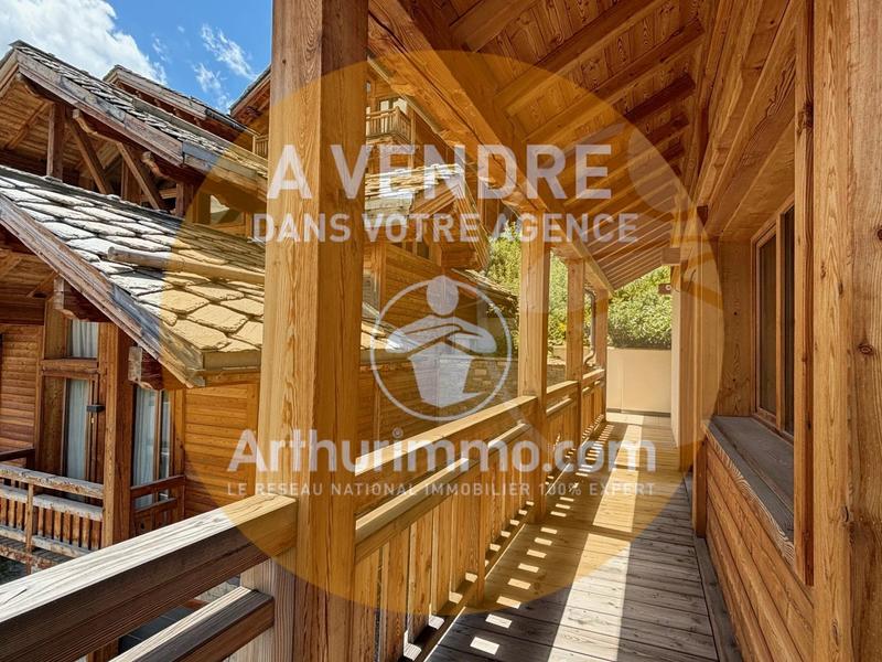 Maison - 204 m² - 9 pièces