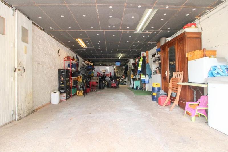 Maison - 276 m² - 6 pièces