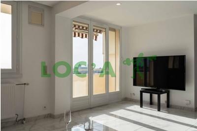 Appartement - 79 m² - 4 pièces