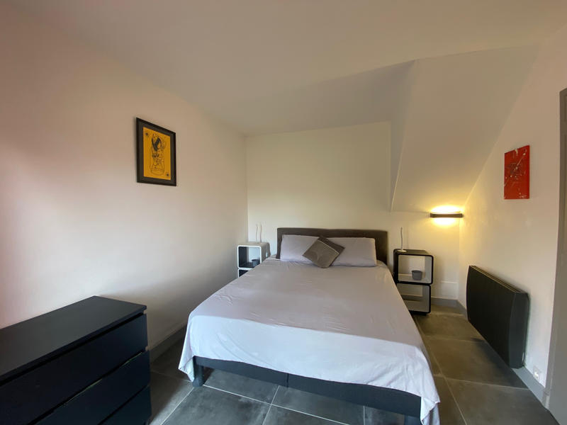 Maison - 202 m² - 7 pièces