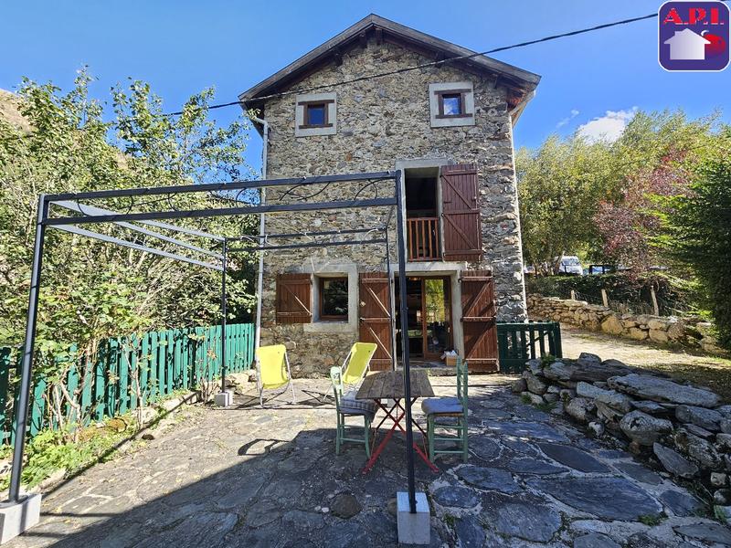 Maison - 87 m² - 4 pièces