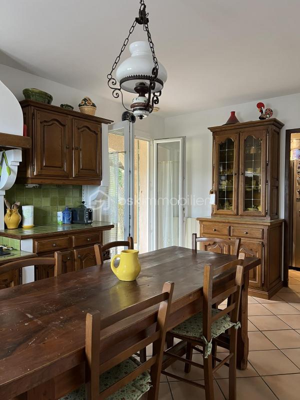 Maison - 196 m² - 6 pièces