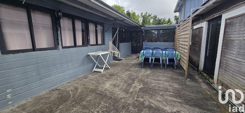 Maison - 260 m² - 9 pièces