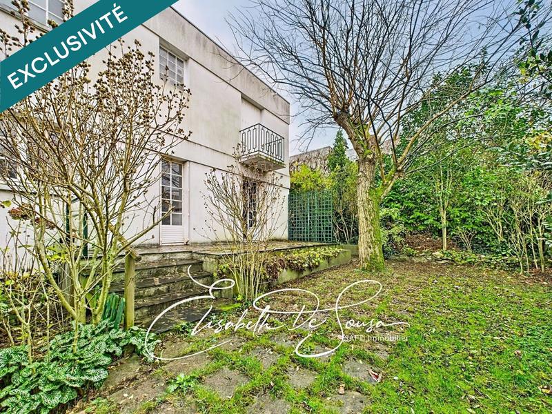 Maison - 233 m² - 6 pièces