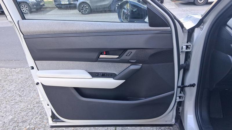 Mazda 3 Mx 30 e-Skyactiv 145 35.5 kWh Modern Confidence - Entretien constructeur Toit ouvrant