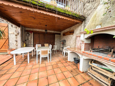 Maison - 280 m² - 5 pièces