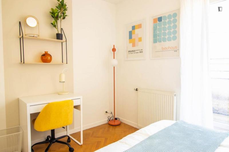 Chambre - 11 m² - 4 pièces