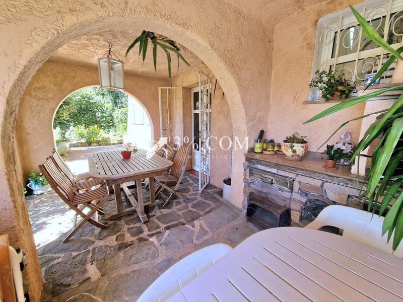 Villa - 160 m² - 6 pièces