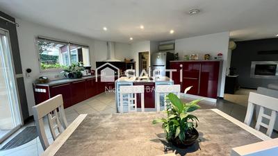 Villa - 160 m² - 5 pièces