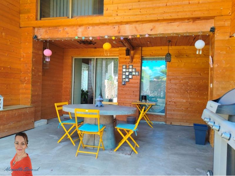 Maison - 248 m² - 9 pièces