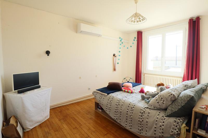 Maison - 188 m² - 8 pièces